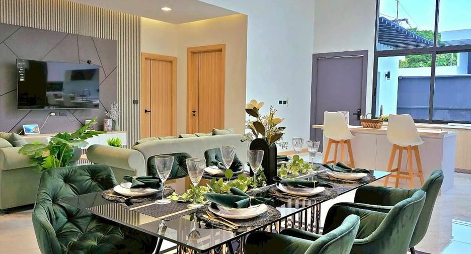 For sale 3 bedrooms villa in Bang Lamung, Chonburi