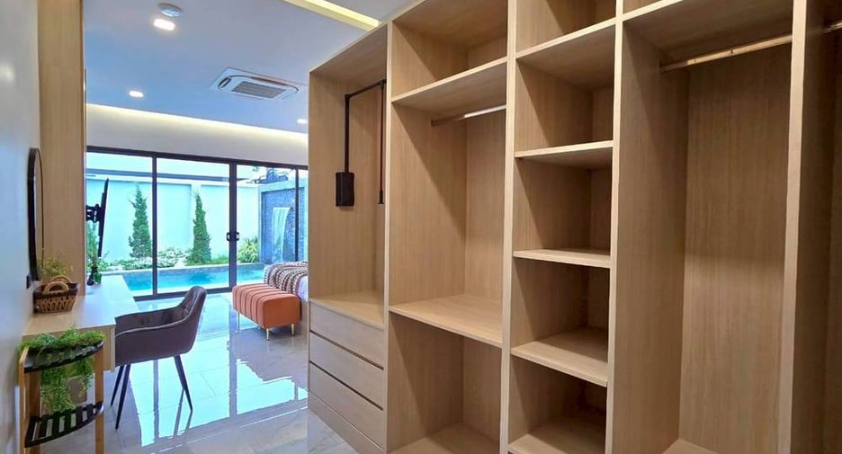For sale 3 bedrooms villa in Bang Lamung, Chonburi