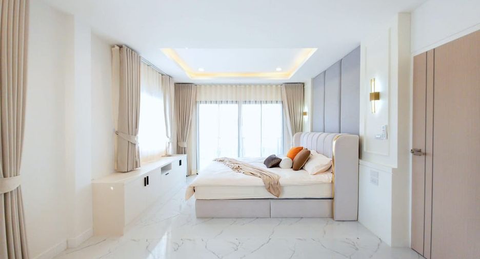 Villa en venta de 5 habitaciones en Jomtien, Pattaya