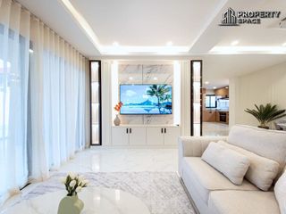 Villa en venta de 5 habitaciones en Bang Lamung, Chonburi