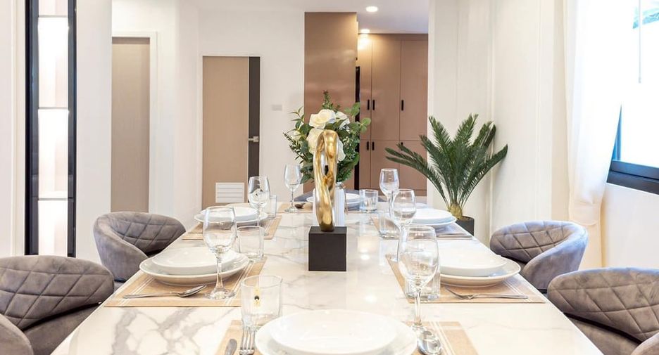 Villa en venta de 5 habitaciones en Jomtien, Pattaya