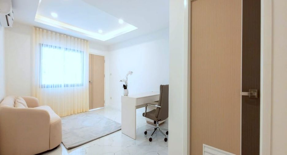 Villa en venta de 5 habitaciones en Jomtien, Pattaya
