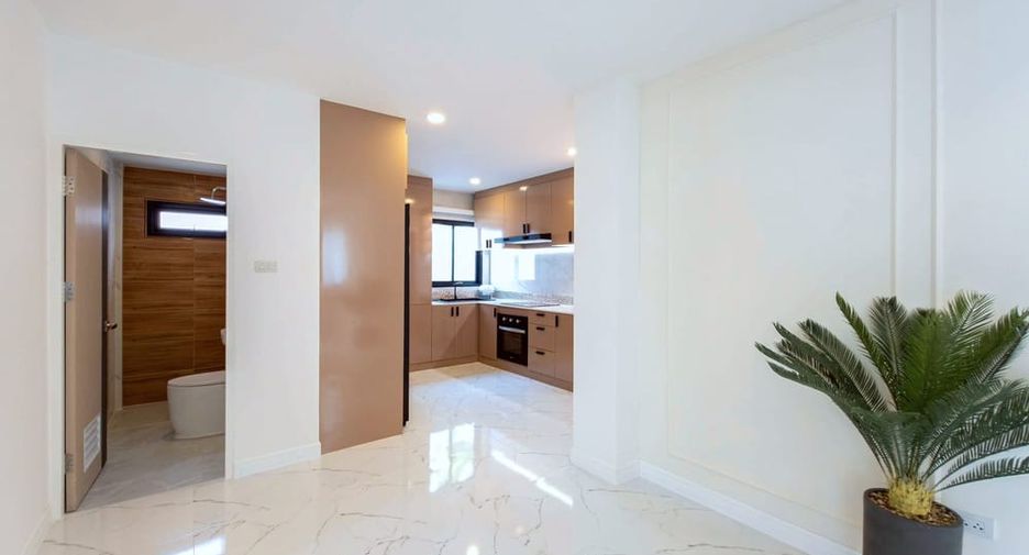 Villa en venta de 5 habitaciones en Jomtien, Pattaya