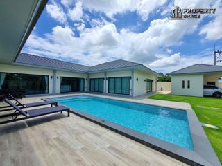 Villa zum Kauf mit 4 Zimmer in Bang Lamung, Chonburi