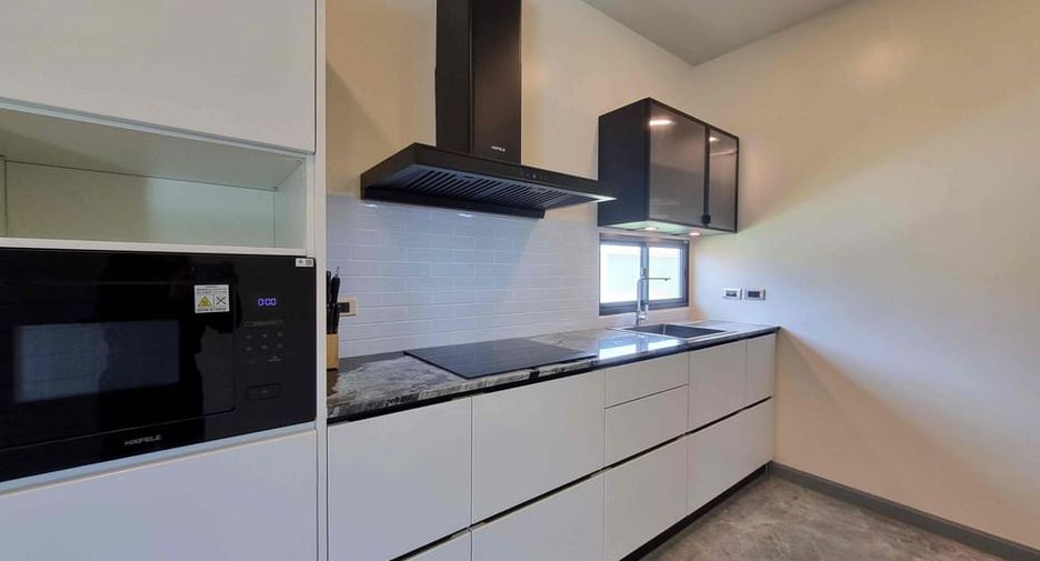 Villa zum Kauf mit 4 Zimmer in Huay Yai, Pattaya