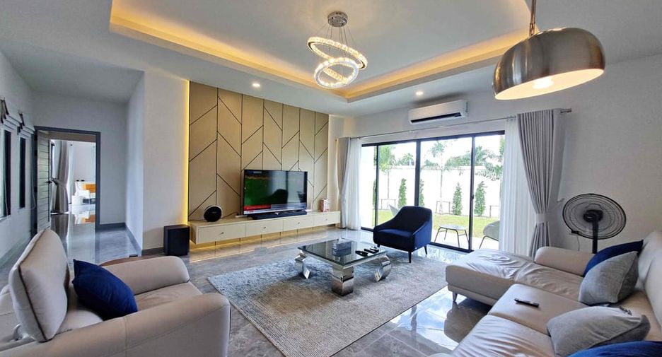 Villa zum Kauf mit 4 Zimmer in Huay Yai, Pattaya