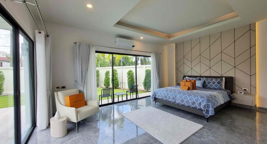 Villa zum Kauf mit 4 Zimmer in Huay Yai, Pattaya