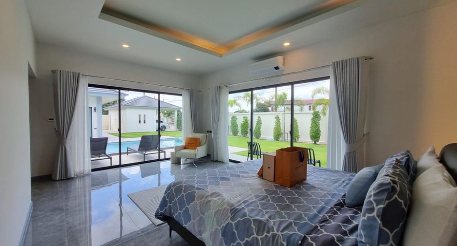 Villa zum Kauf mit 4 Zimmer in Huay Yai, Pattaya