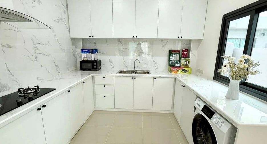 For rent 3 bedrooms house in Bang Lamung, Chonburi