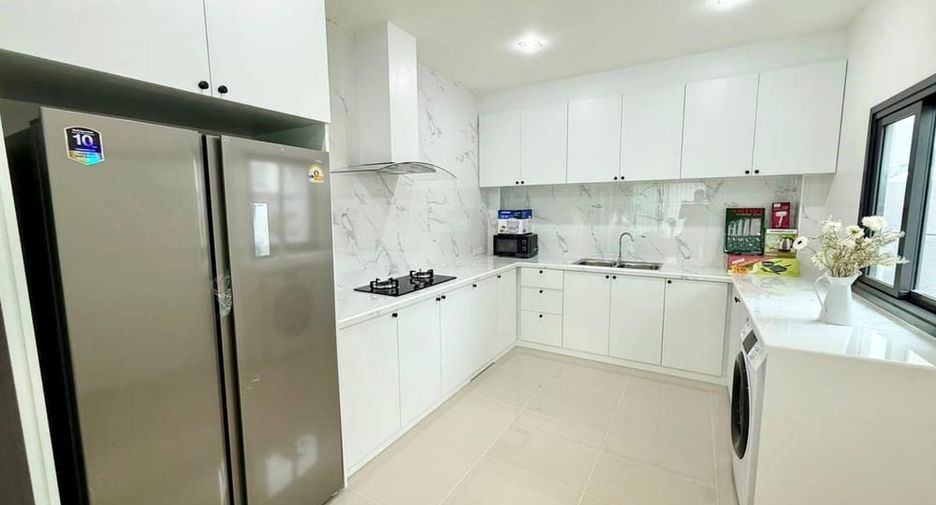 For rent 3 bedrooms house in Bang Lamung, Chonburi