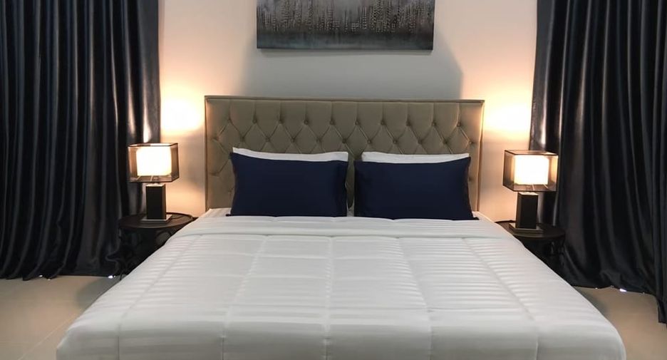 For sale 4 bedrooms villa in Bang Lamung, Chonburi