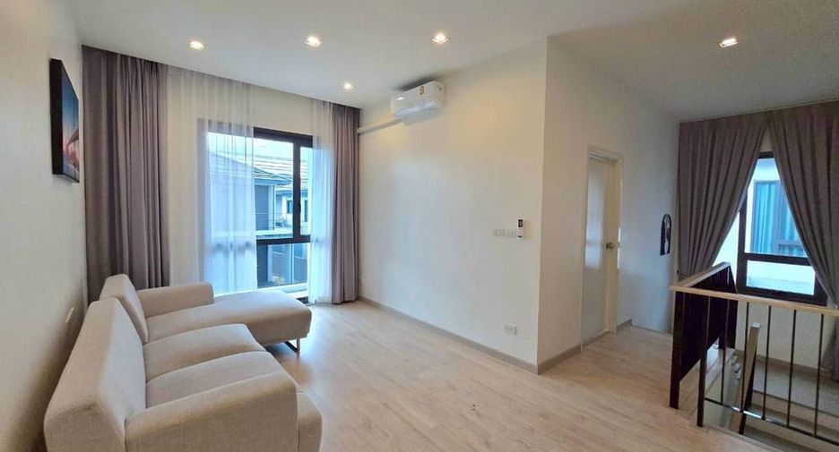 For rent 4 bedrooms house in Bang Lamung, Chonburi