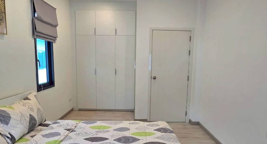 For rent 4 bedrooms house in Bang Lamung, Chonburi