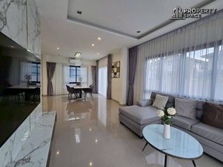 À louer 4 chambres maison à Bang Lamung, Chonburi