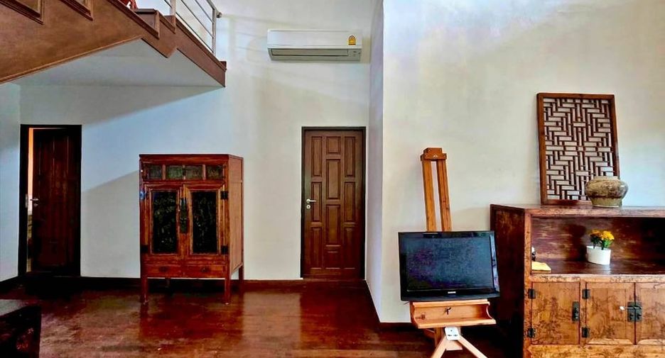 Villa zum Kauf mit 3 Zimmer in Bang Lamung, Chonburi