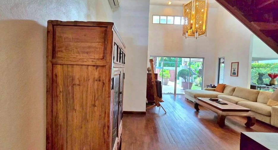 Villa zum Kauf mit 3 Zimmer in Bang Lamung, Chonburi