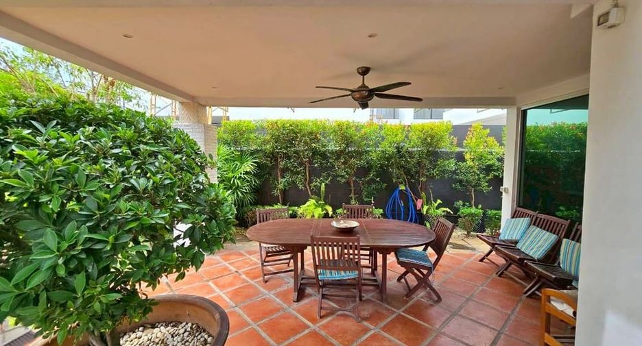 Villa zum Kauf mit 3 Zimmer in Bang Lamung, Chonburi