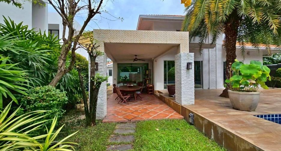 Villa zum Kauf mit 3 Zimmer in Bang Lamung, Chonburi
