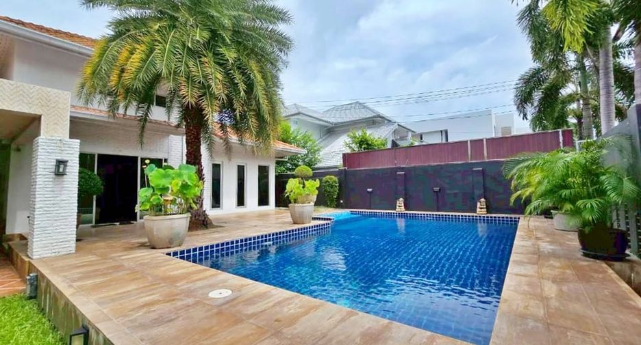 Villa zum Kauf mit 3 Zimmer in Bang Lamung, Chonburi