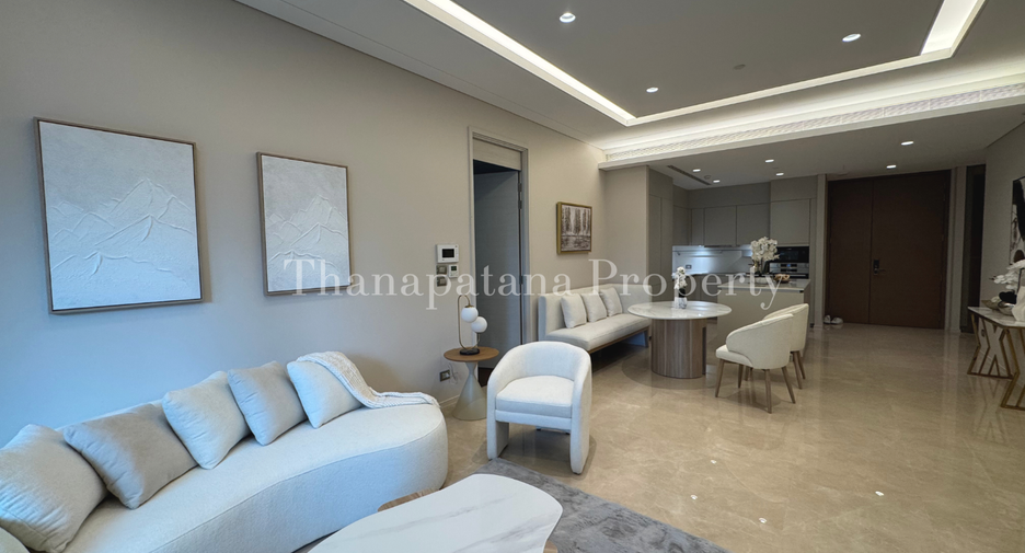 For rent and for sale 2 bedrooms condo in Pathum Wan, Bangkok