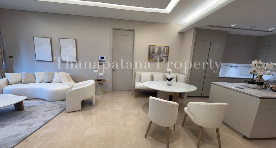 For rent and for sale 2 bedrooms condo in Pathum Wan, Bangkok