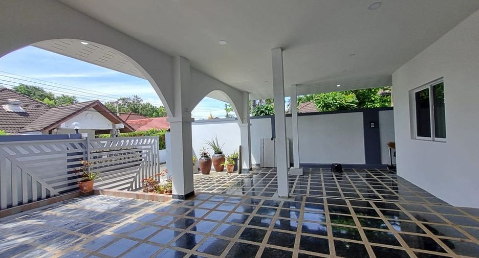 出租 和 出售 3 卧室 别墅 在 Bang Lamung, Chon Buri