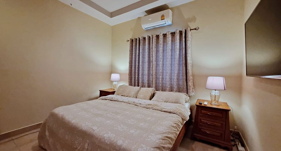 For sale 4 bedrooms villa in Bang Lamung, Chonburi