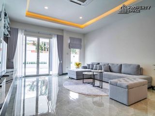 Villa en venta de 5 habitaciones en Bang Lamung, Chonburi