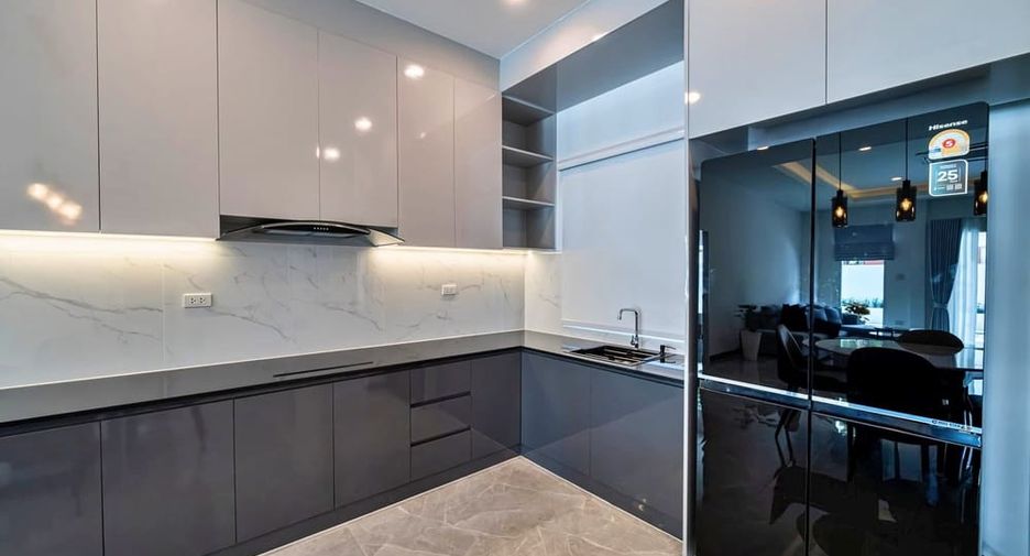 Villa en venta de 5 habitaciones en Jomtien, Pattaya