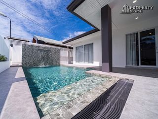 Villa en venta de 5 habitaciones en Bang Lamung, Chonburi