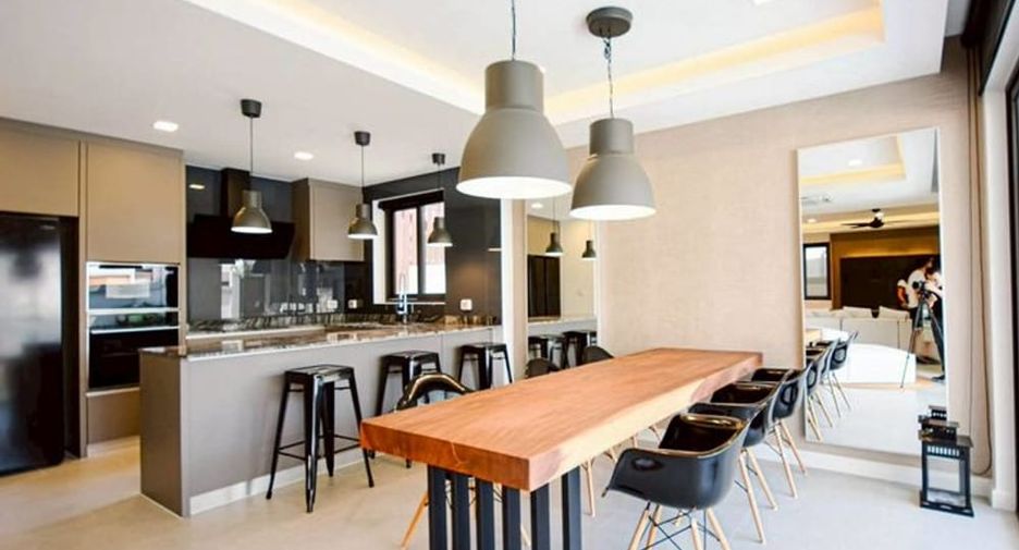 Villa zum Kauf mit 3 Zimmer in Bang Lamung, Chonburi