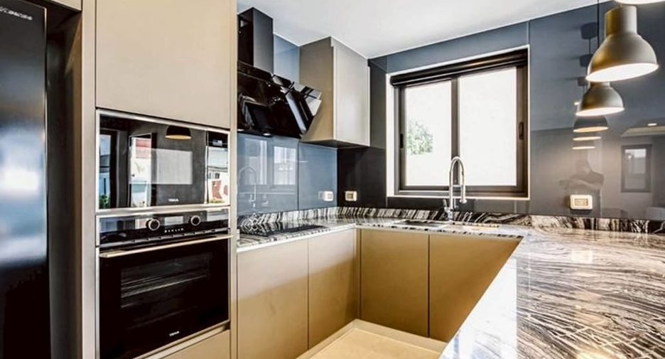 Villa zum Kauf mit 3 Zimmer in Bang Lamung, Chonburi