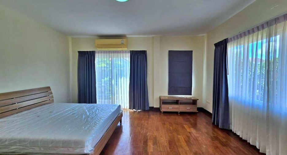 出租 3 卧室 独立屋 在 Bang Lamung, Chon Buri