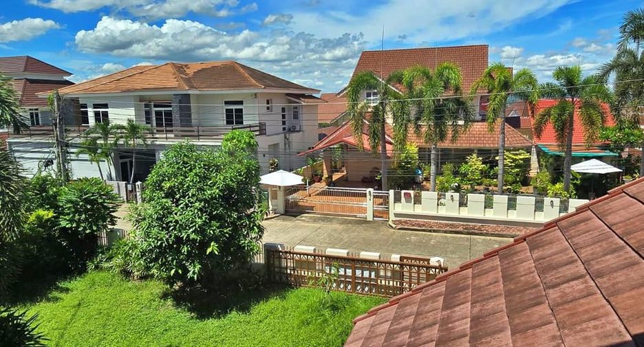 出租 3 卧室 独立屋 在 Bang Lamung, Chon Buri
