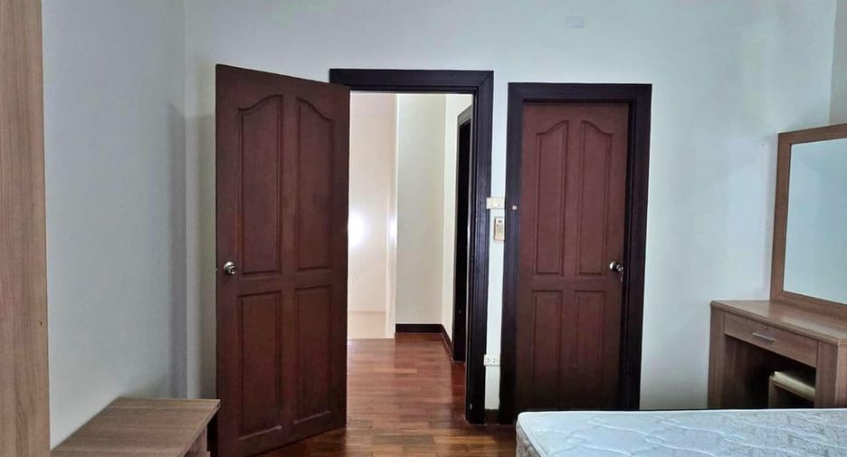 出租 3 卧室 独立屋 在 Bang Lamung, Chon Buri