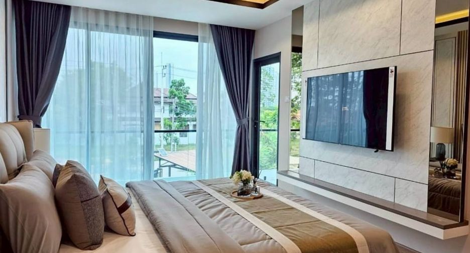 For sale 4 bedrooms villa in Jomtien, Pattaya