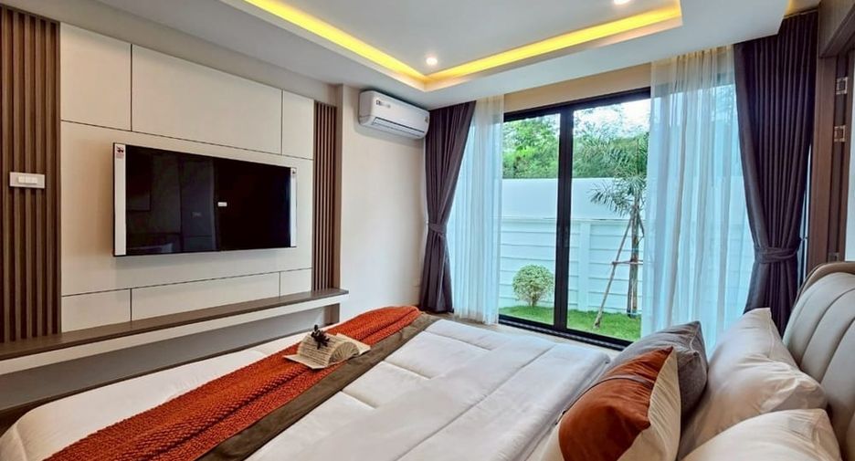 For sale 4 bedrooms villa in Jomtien, Pattaya