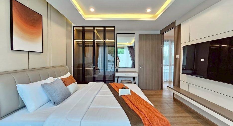 For sale 4 bedrooms villa in Jomtien, Pattaya