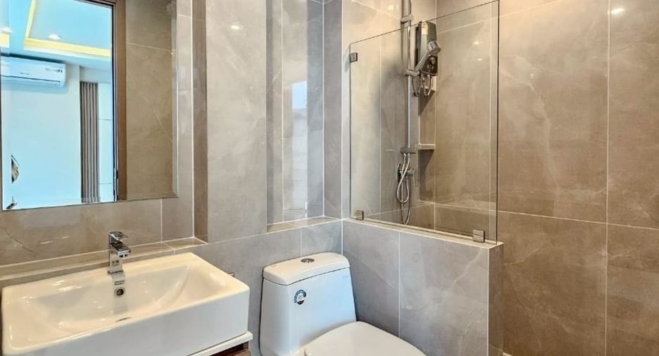 For sale 4 bedrooms villa in Jomtien, Pattaya
