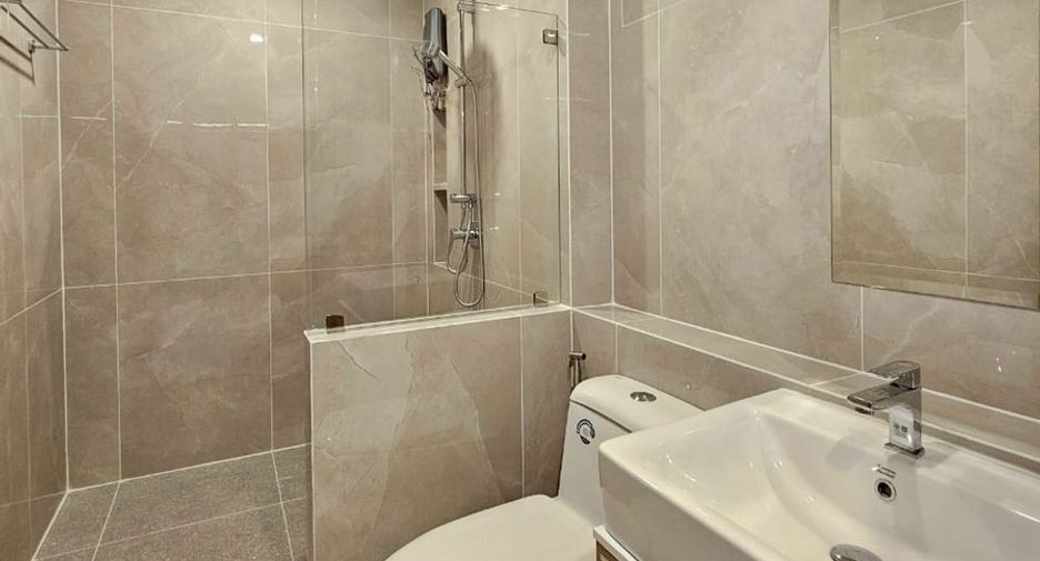 For sale 4 bedrooms villa in Jomtien, Pattaya