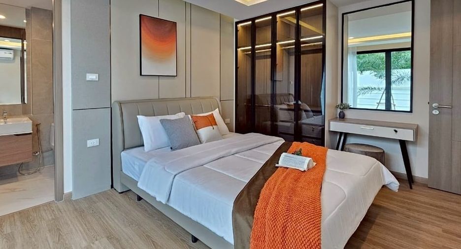 For sale 4 bedrooms villa in Jomtien, Pattaya