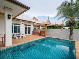 Villa en alquiler de 6 habitaciones en Bang Lamung, Chonburi