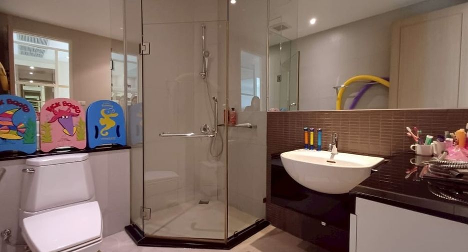Condo en venta de 3 habitaciones en Na Jomtien, Pattaya