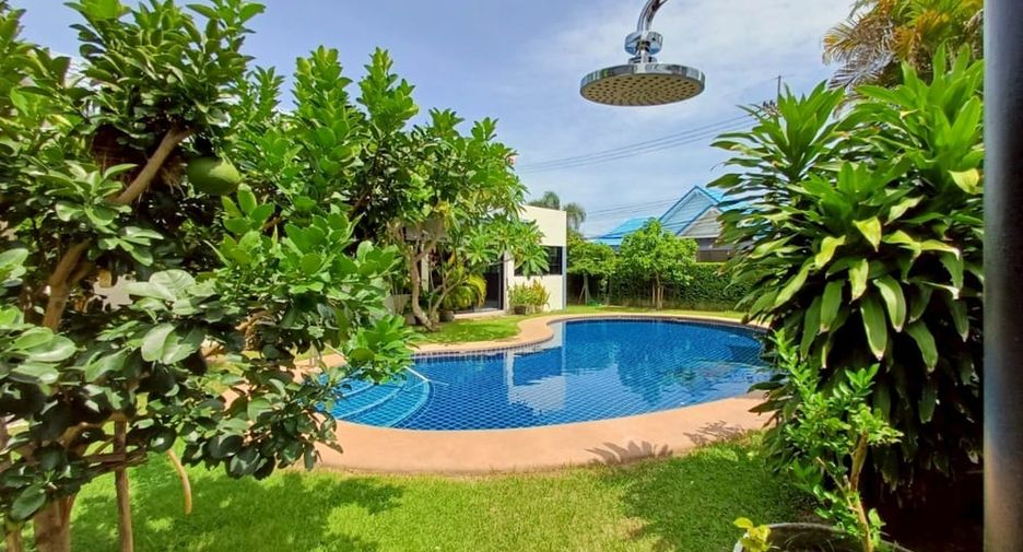 Villa zum Kauf mit 3 Zimmer in Bang Lamung, Chonburi