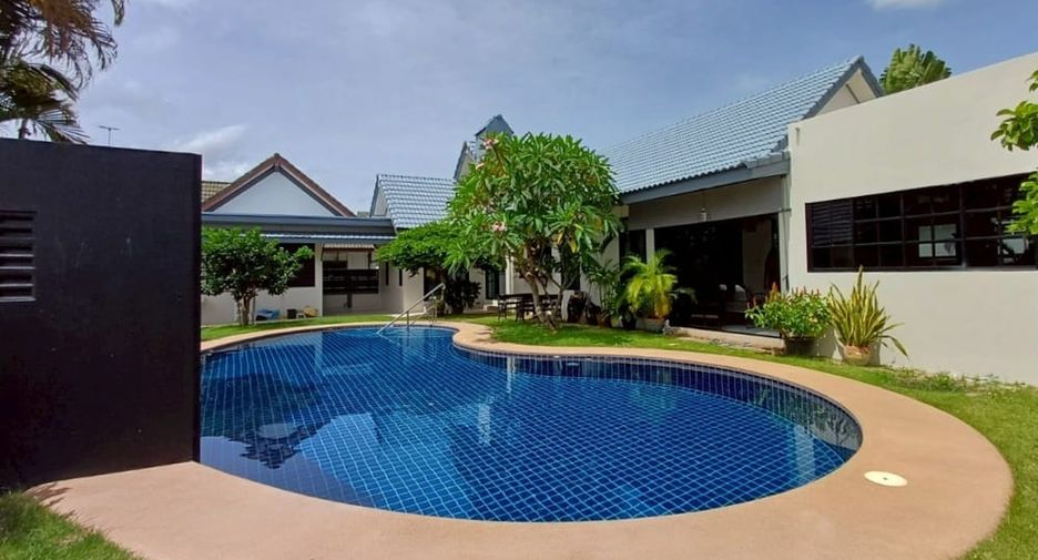 Villa zum Kauf mit 3 Zimmer in Bang Lamung, Chonburi
