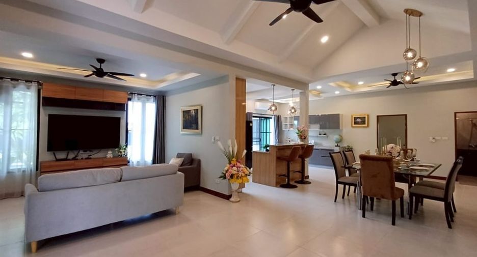 Villa zum Kauf mit 3 Zimmer in Bang Lamung, Chonburi