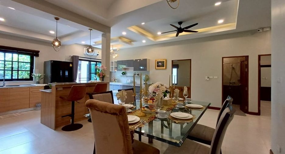 Villa zum Kauf mit 3 Zimmer in Bang Lamung, Chonburi