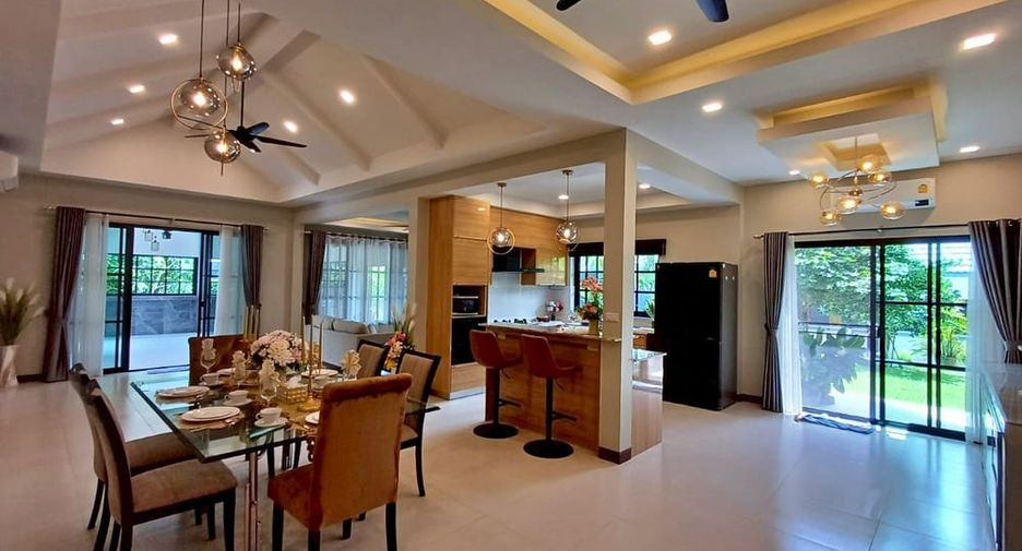 Villa zum Kauf mit 3 Zimmer in Bang Lamung, Chonburi
