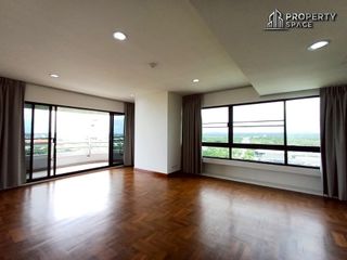 For rent 3 bedrooms condo in Na Jomtien, Pattaya