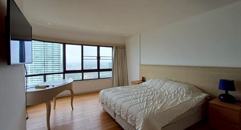 Аренда 4 спальни кондо в Na Jomtien, Паттайя